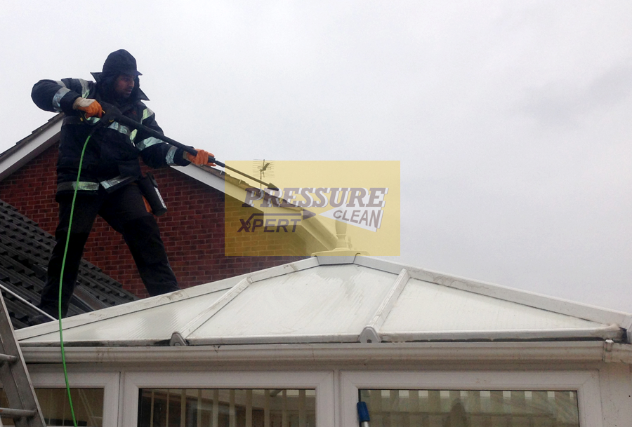 conservatory cleaning with roof